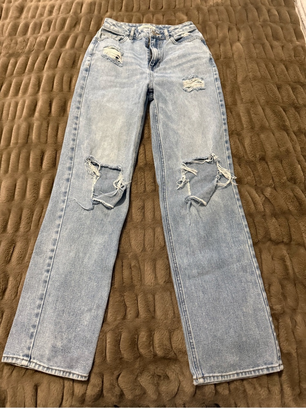 Light Blue Distressed Women's Jeans